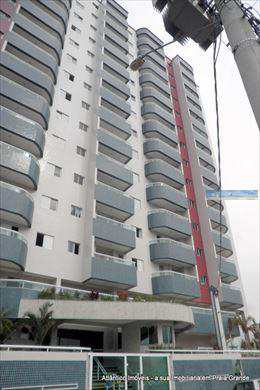 Apartamento, código 2549 em Praia Grande, bairro Ocian