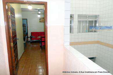 Apartamento, código 2300 em Praia Grande, bairro Tupi