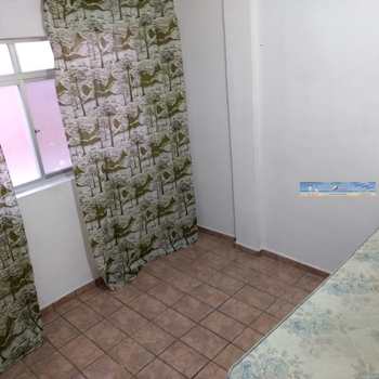 Kitnet em Praia Grande, bairro Aviação