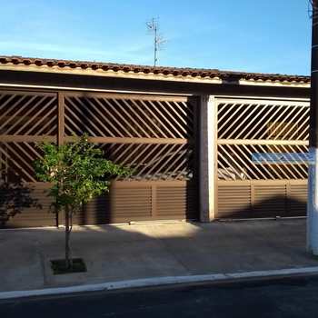 Casa em Praia Grande, bairro Boqueirão