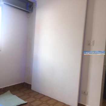 Apartamento em Praia Grande, bairro Anhanguera