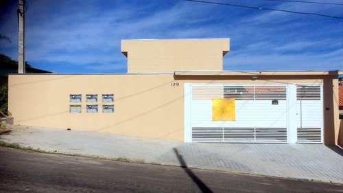 Sobrado, código 1068 em Mogi das Cruzes, bairro Botujuru