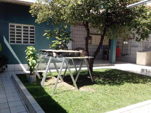 Casa, código 1233 em Mogi das Cruzes, bairro Jardim São Pedro