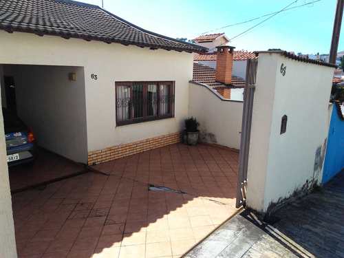 Casa, código 1355 em Mogi das Cruzes, bairro Vila Oliveira