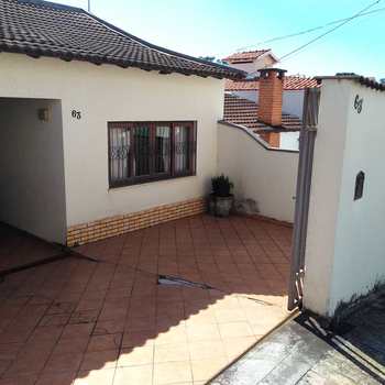 Casa em Mogi das Cruzes, bairro Vila Oliveira