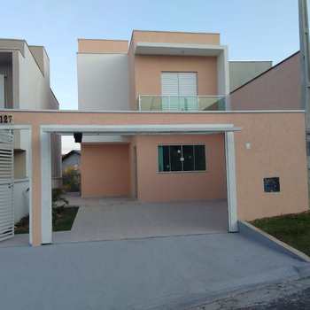 Sobrado em Mogi das Cruzes, bairro Jardim Nathalie