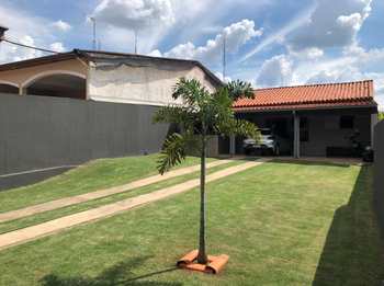 Casa, código 604 em Monte Mor, bairro Centro