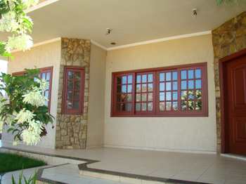 Casa, código 618 em Monte Mor, bairro Centro