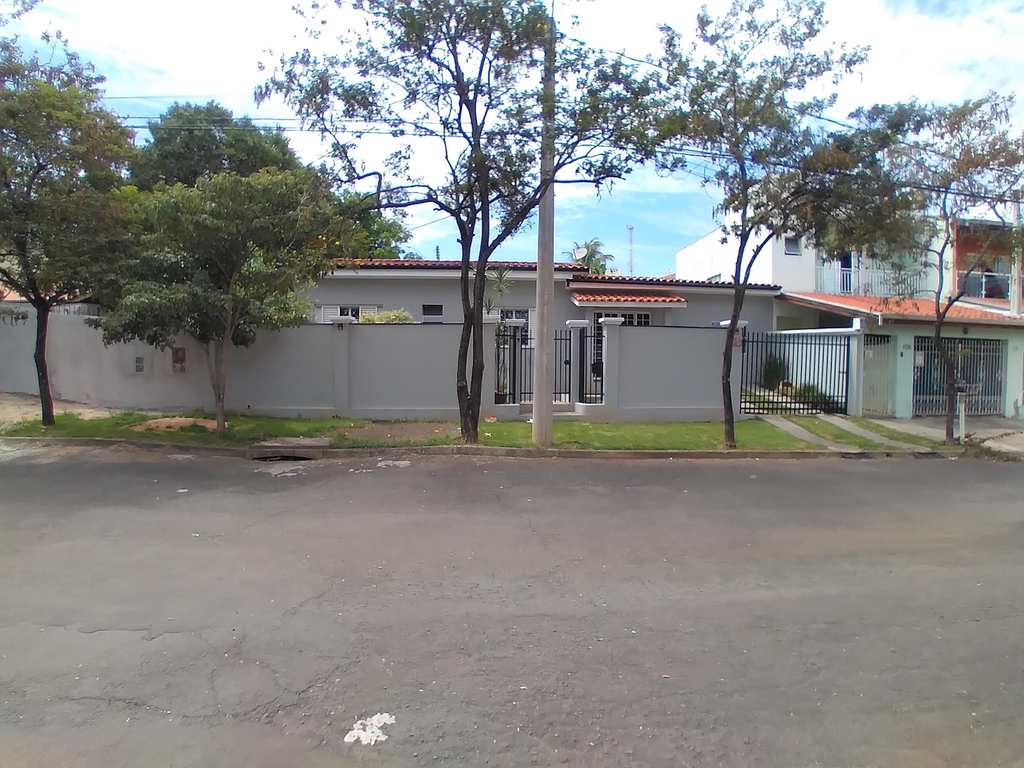 Casa Comercial em Monte Mor, no bairro Parque Residencial Figueira