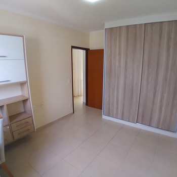 Apartamento em Monte Mor, bairro Centro