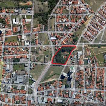 Terreno Comercial em Monte Mor, bairro Centro