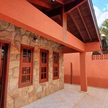 Casa em Monte Mor, bairro Centro