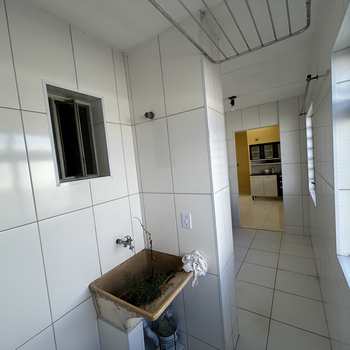 Apartamento em Monte Mor, bairro Jardim Bom Jesus