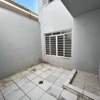 Casa em Monte Mor, bairro Centro