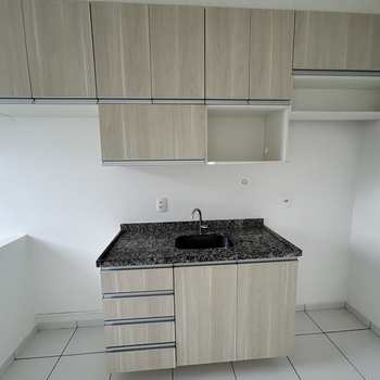 Apartamento em Monte Mor, bairro Vila Magal