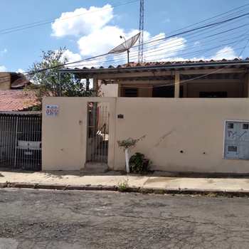 Casa em Monte Mor, bairro Conjunto Habitacional Antônia Bueno Carneiro