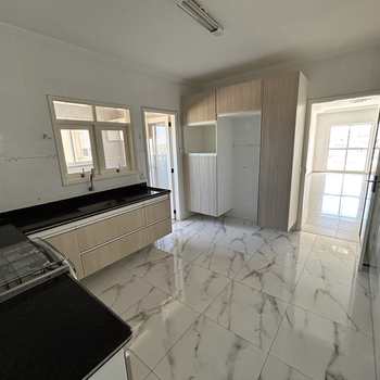 Apartamento em Monte Mor, bairro Centro