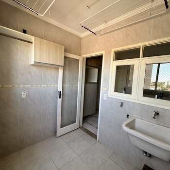 Apartamento em Monte Mor, bairro Centro