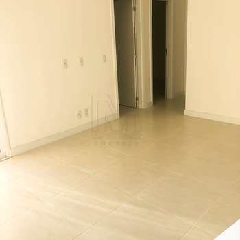Apartamento em Monte Mor, bairro Centro