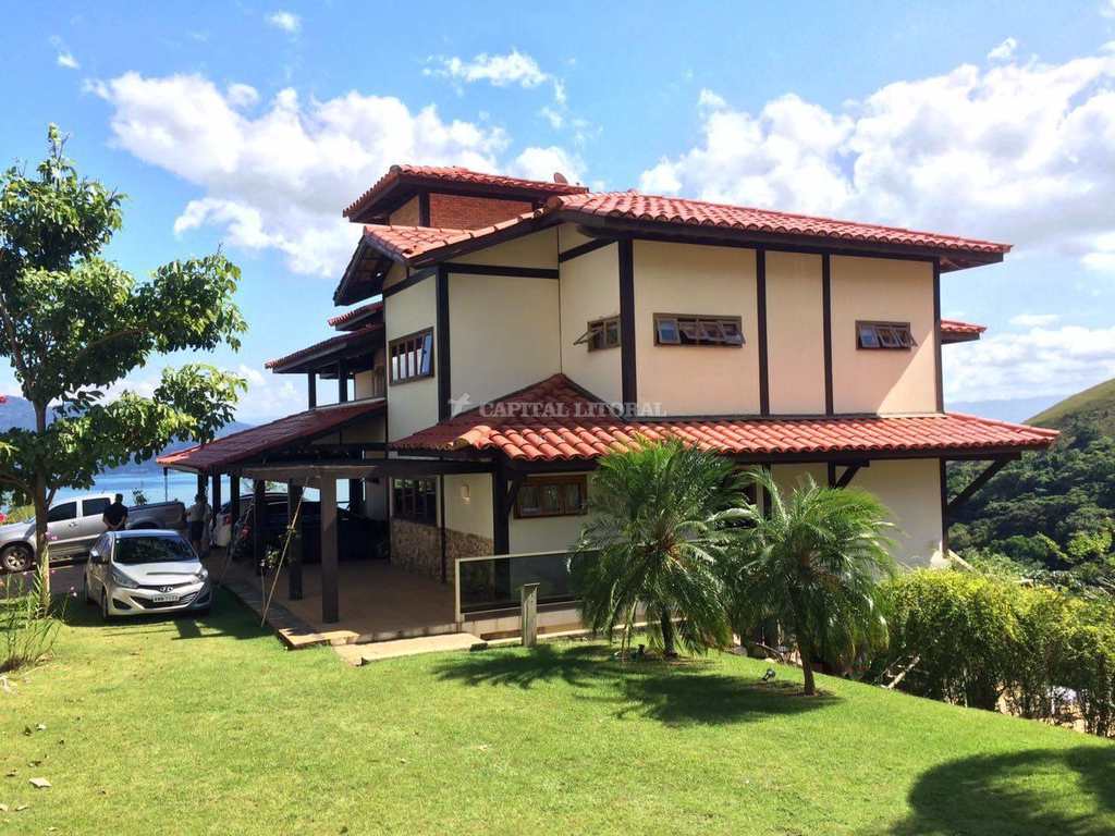 Casa em Ilhabela, no bairro Siriúba