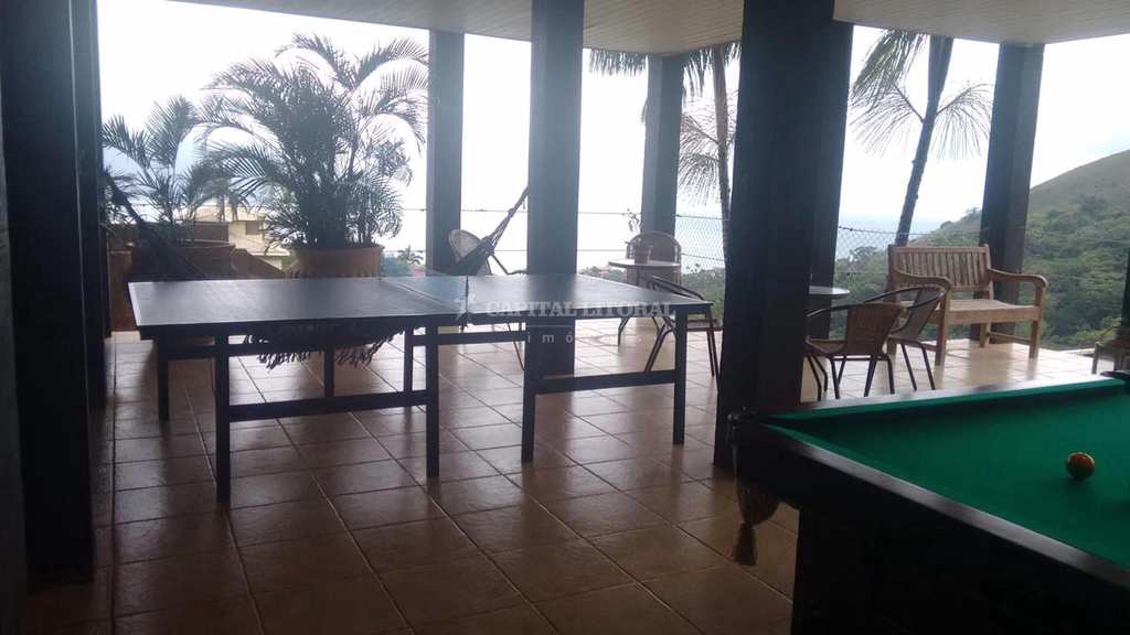 Casa em Ilhabela, no bairro Siriúba