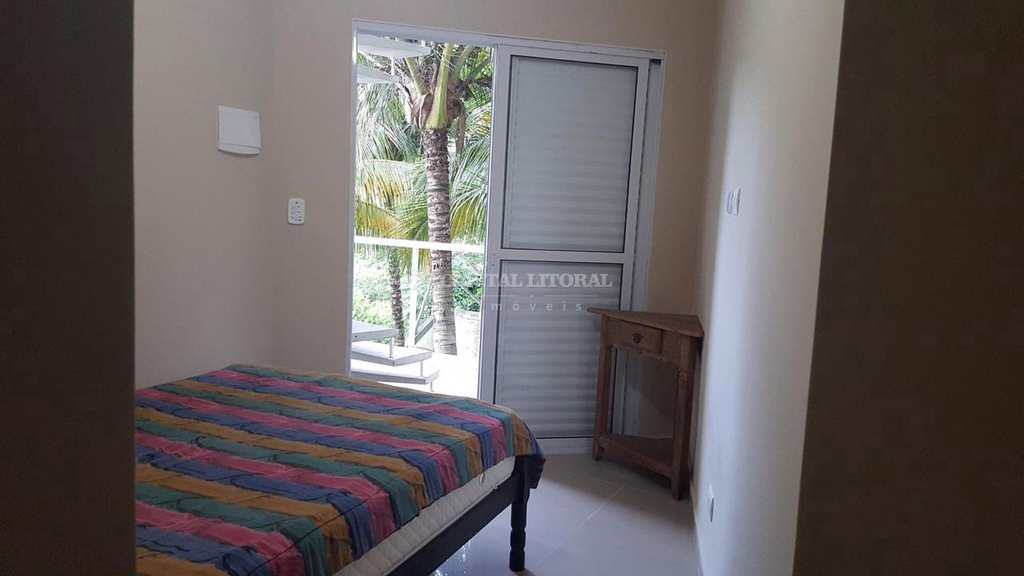 Casa em Ilhabela, no bairro Siriúba