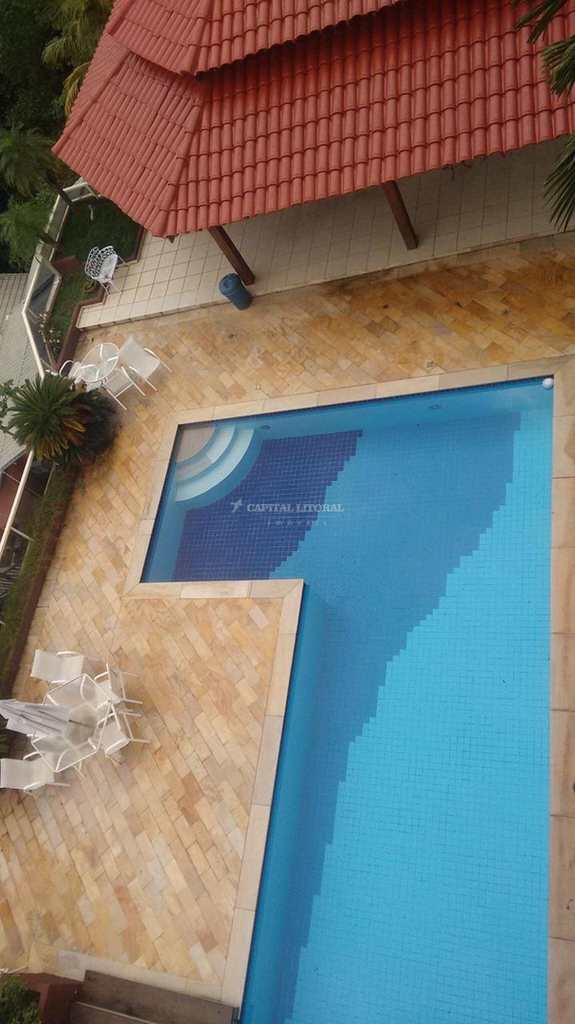 Casa em Ilhabela, no bairro Siriúba