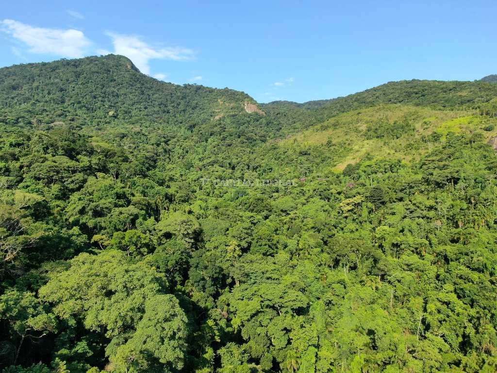 Casa em Ilhabela, no bairro Siriúba