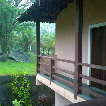 Casa em Ilhabela, bairro Furnas