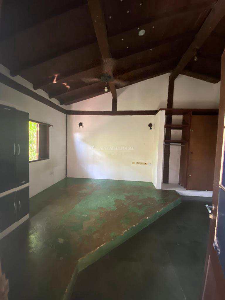 Casa em Ilhabela, no bairro Barra Velha