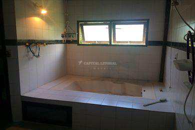 Casa em Ilhabela, no bairro Barra Velha