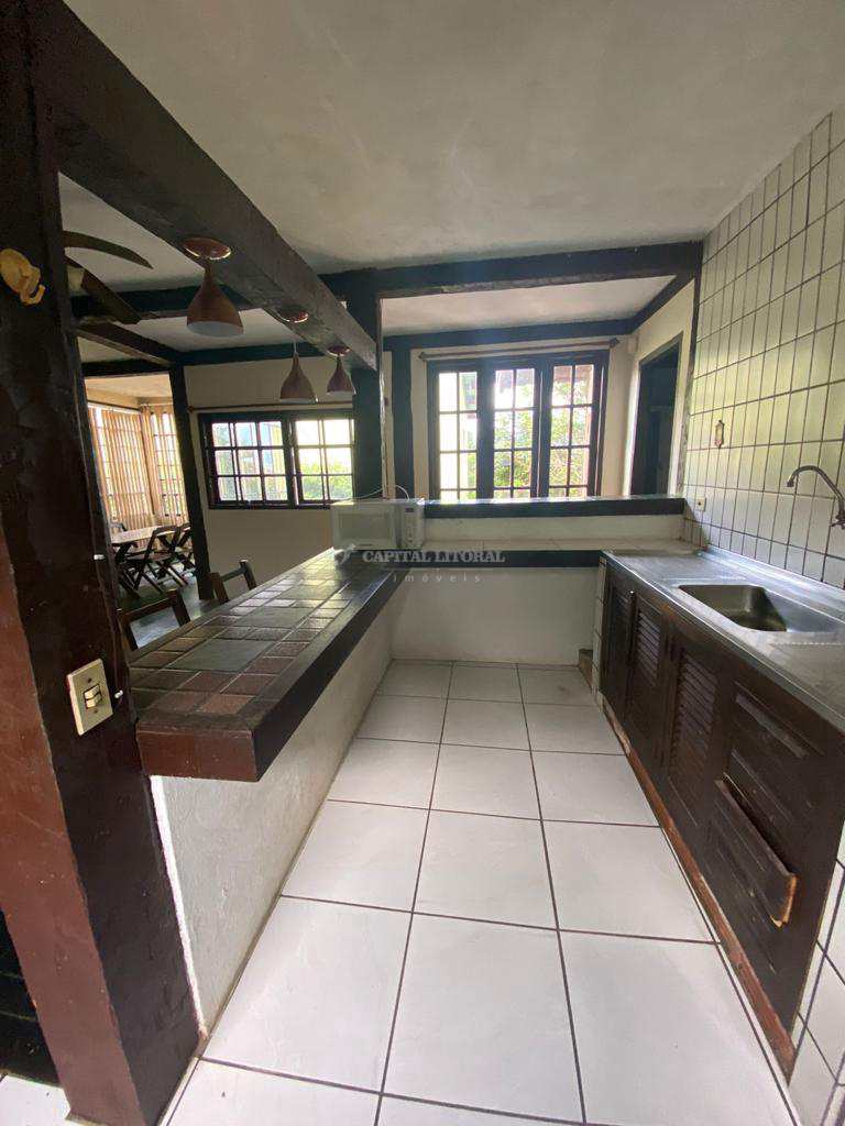 Casa em Ilhabela, no bairro Barra Velha