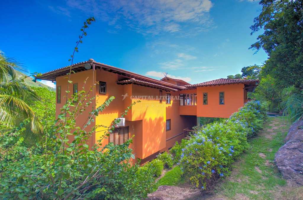 Casa em Ilhabela, no bairro Santa Tereza