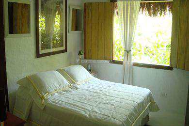 Casa em Ilhabela, no bairro Feiticeira