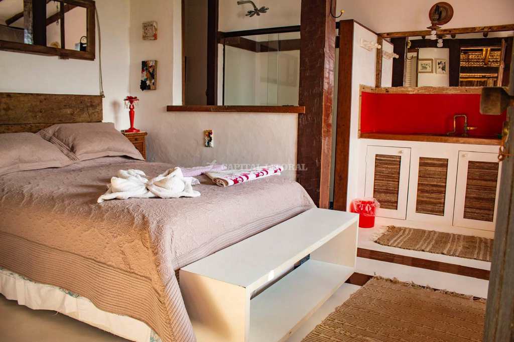Casa em Ilhabela, no bairro Feiticeira