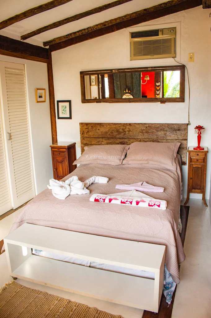 Casa em Ilhabela, no bairro Feiticeira