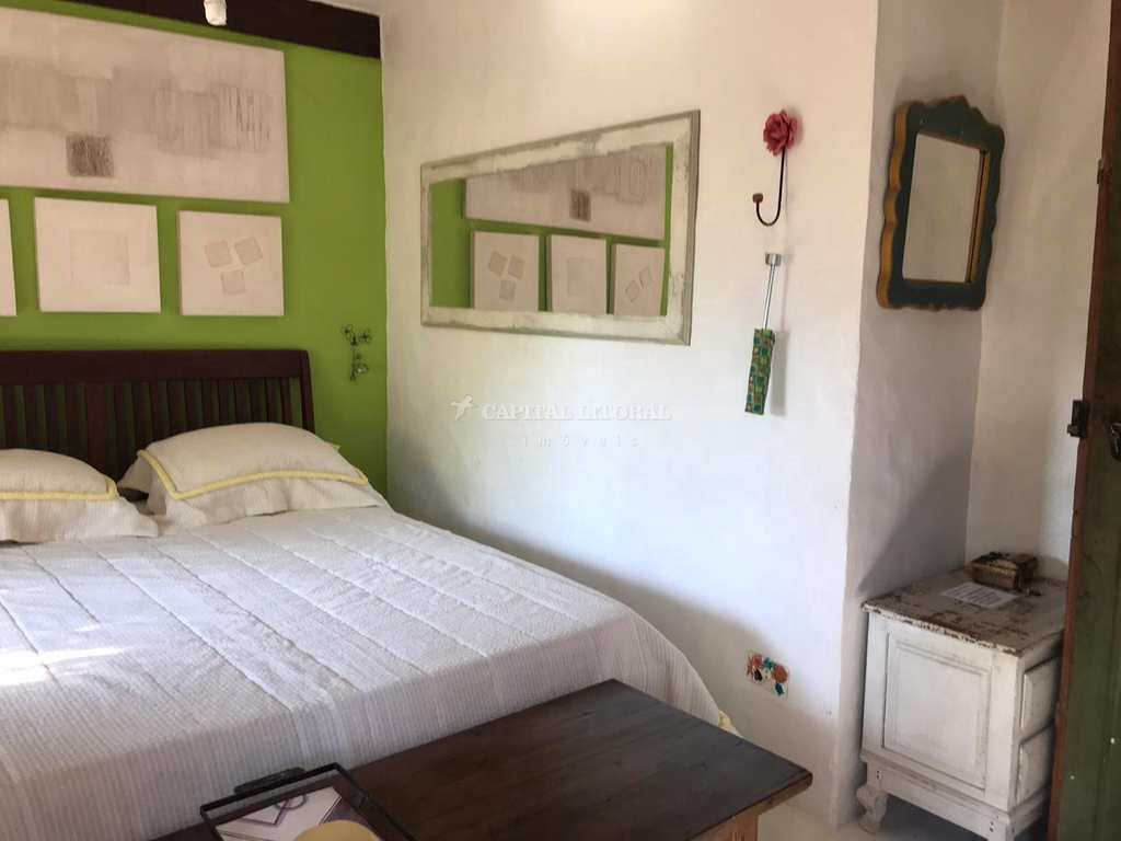 Casa em Ilhabela, no bairro Feiticeira