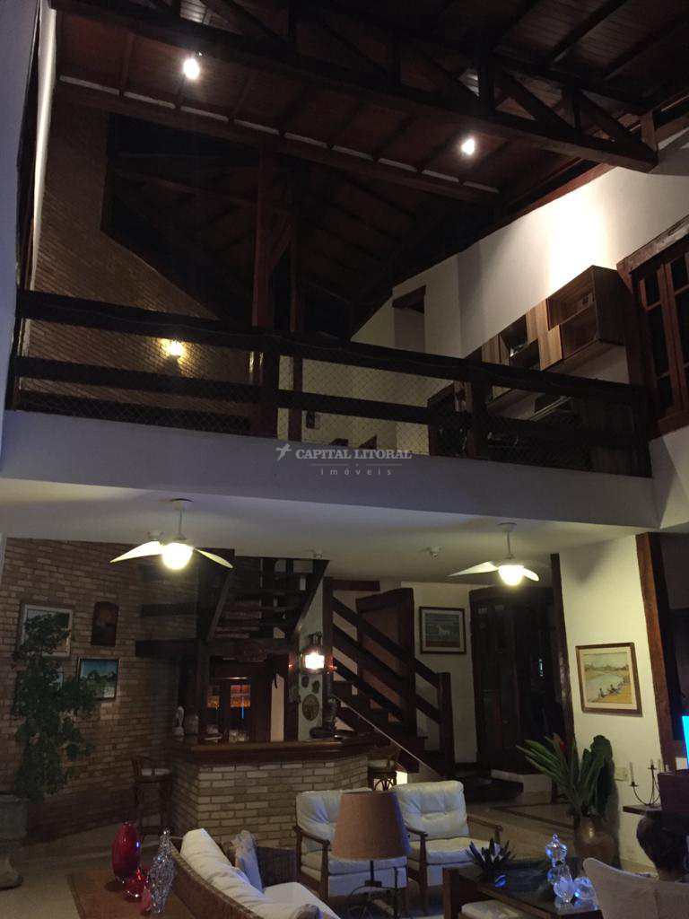 Casa em Ilhabela, no bairro Engenho D'água