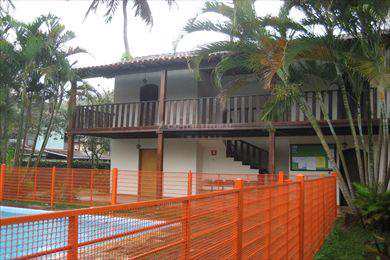 Casa em Ilhabela, no bairro Perequê