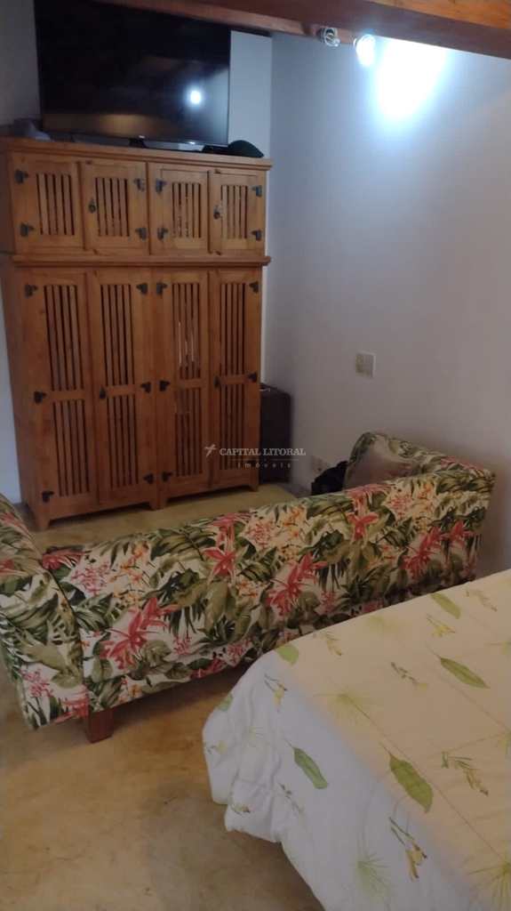 Casa em Ilhabela, no bairro Perequê