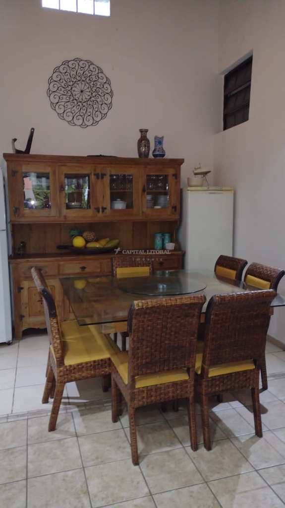 Casa em Ilhabela, no bairro Perequê