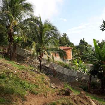 Terreno em Ilhabela, bairro Itaguassu