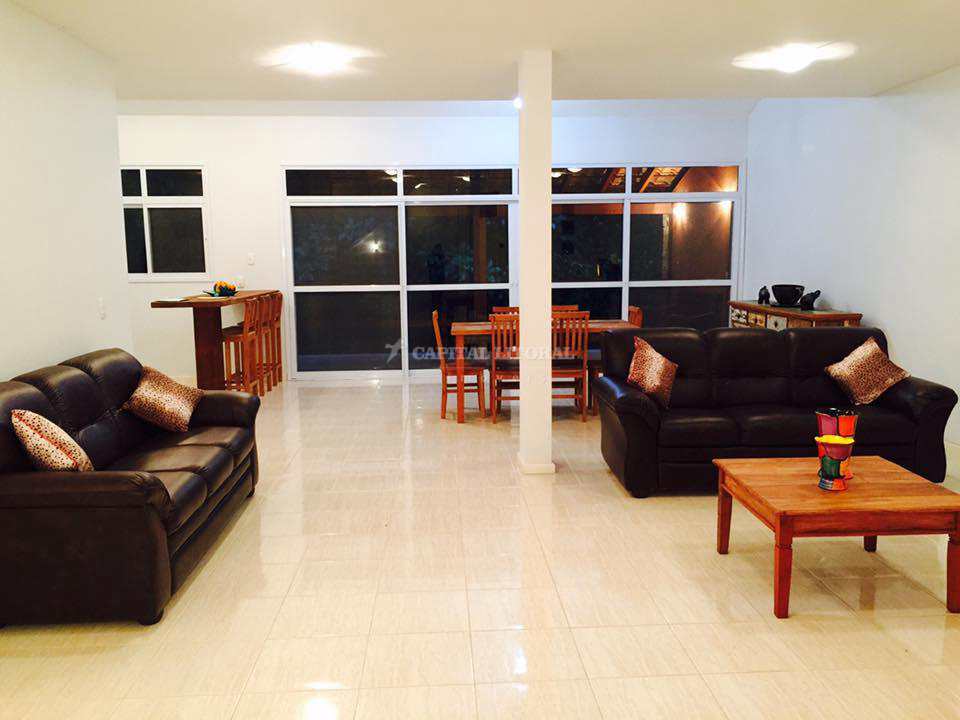 Casa em Ilhabela, no bairro São Pedro