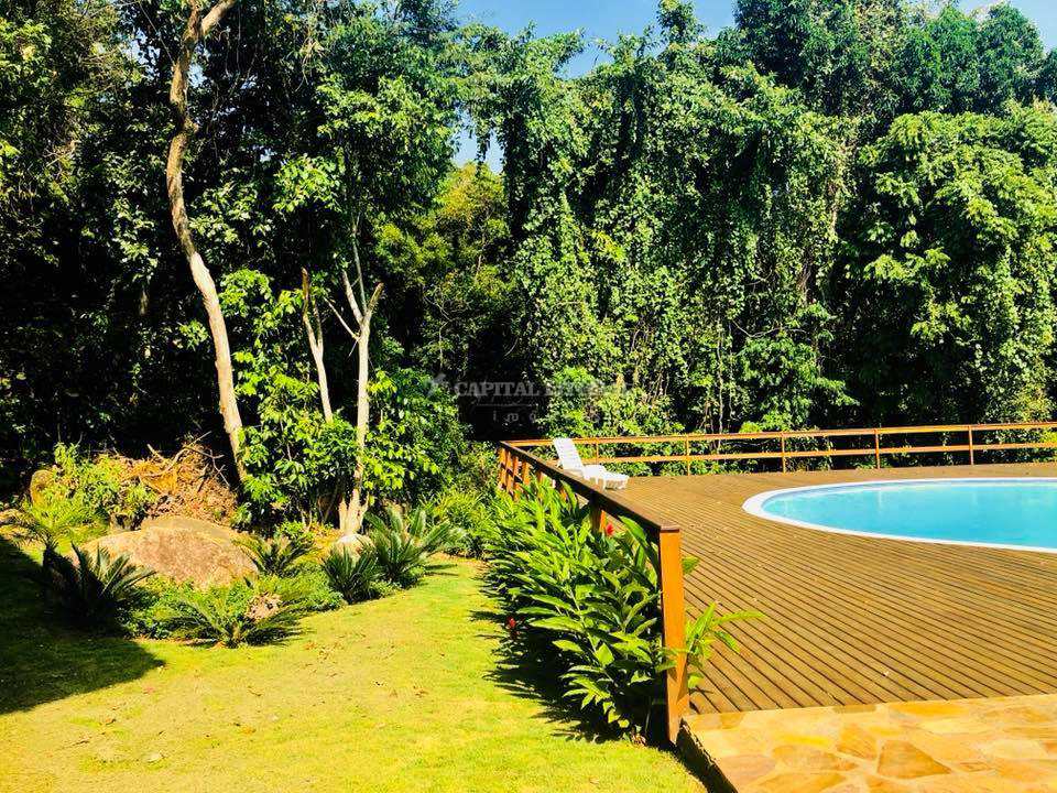 Casa em Ilhabela, no bairro São Pedro