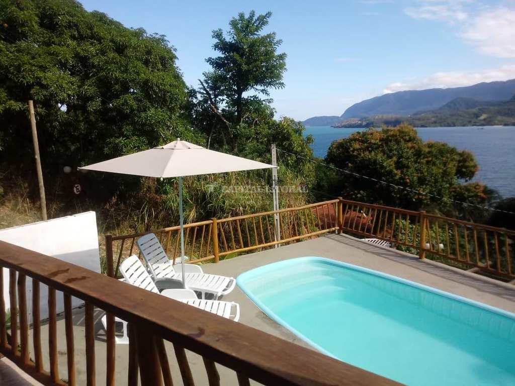 Casa em Ilhabela, no bairro Ilhote