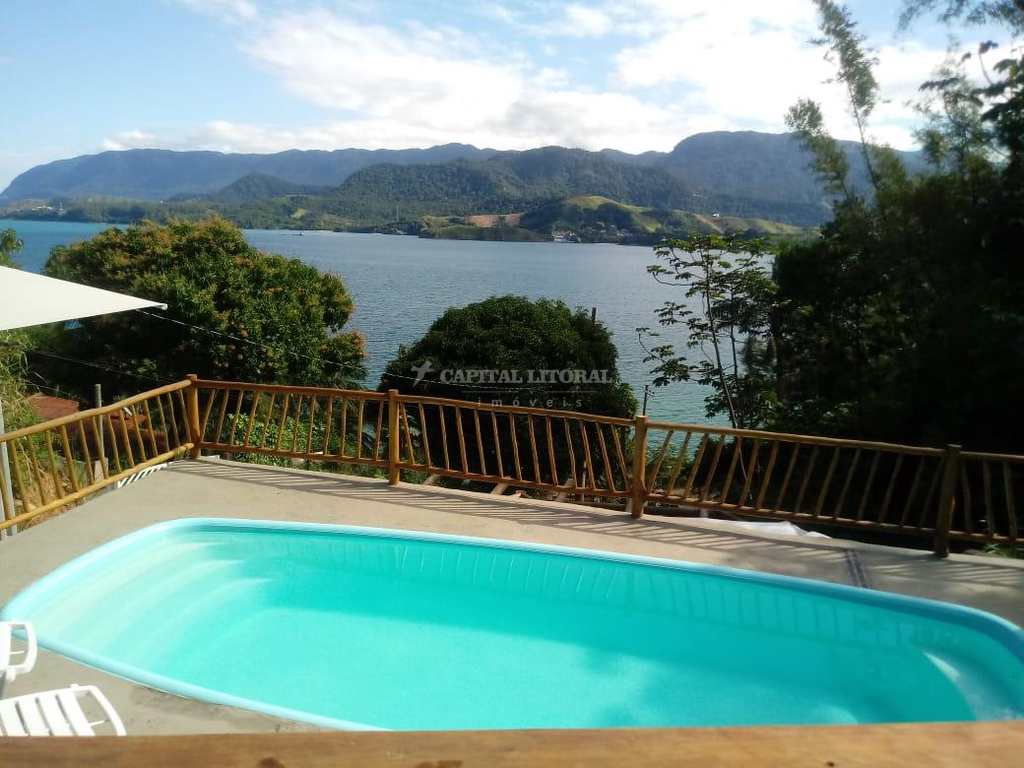 Casa em Ilhabela, no bairro Ilhote