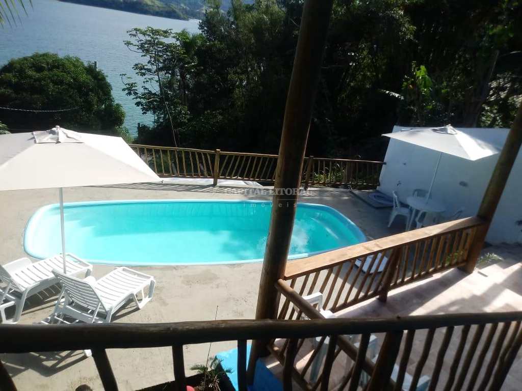 Casa em Ilhabela, no bairro Ilhote
