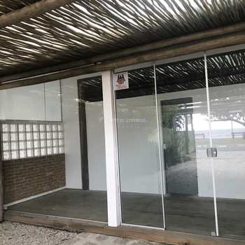 Conjunto Comercial em Ilhabela, bairro Perequê