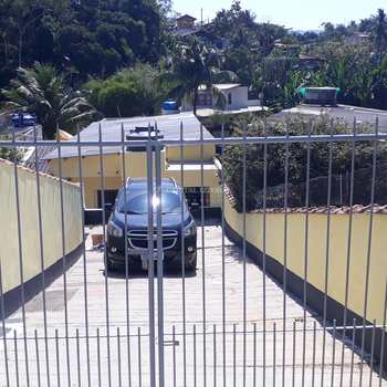Casa em Ilhabela, bairro Barra Velha