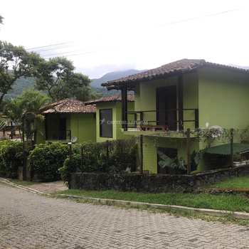 Casa em Ilhabela, bairro Cocaia
